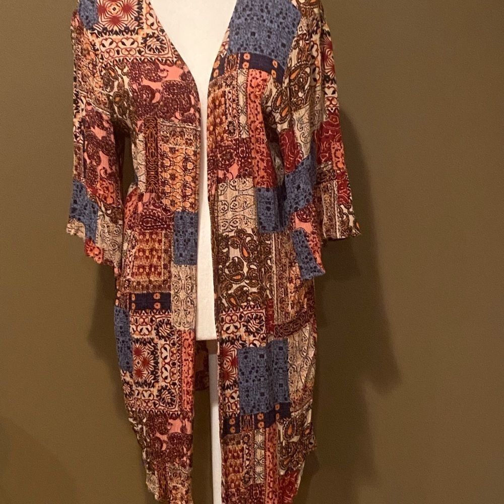 L Love Multi Pattern Cardigan Size Large - Picture 9 of 10
